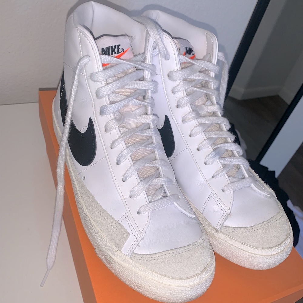 Nike Blazers Mid 77’s